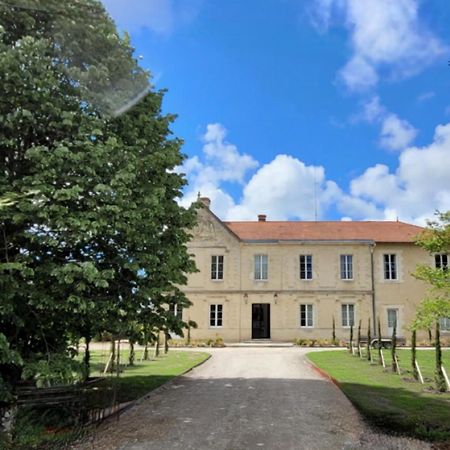 Château Bernon Bed & Breakfast Queyrac Exterior foto